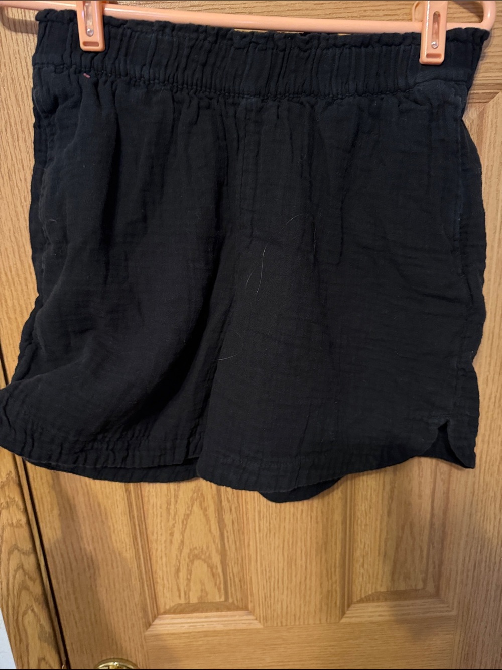 Old Navy Black Elastic-Waist Women’s Shorts